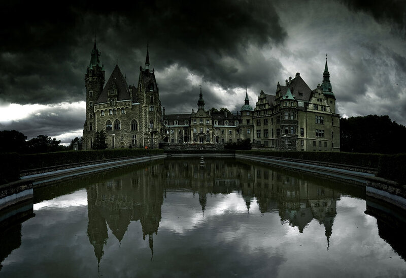 Castle with Reflection — Gray