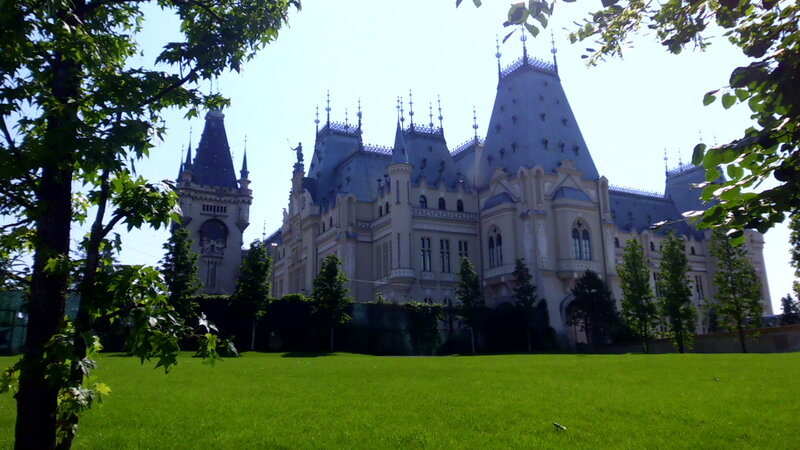Castle with Spires — Green, Serene