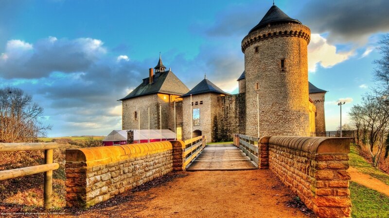 castle with stone bridge