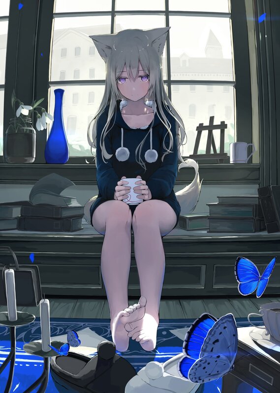 Cat-eared Girl Sitting — Blue