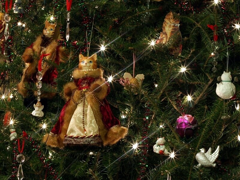 Cat Ornaments on Tree