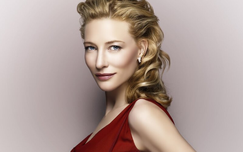 Cate Blanchett in red dress