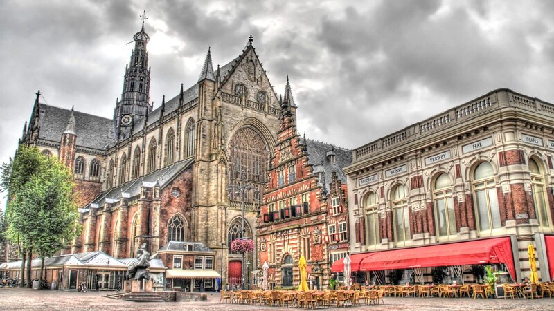 Cathedral and market square in Maastricht