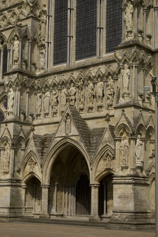 Cathedral Facade — Beige, Dramatic