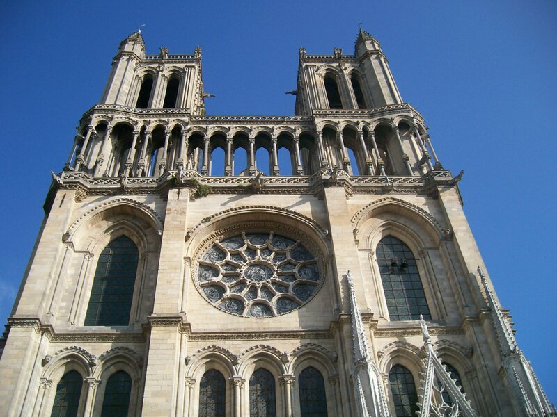 Cathedral Facade — Beige
