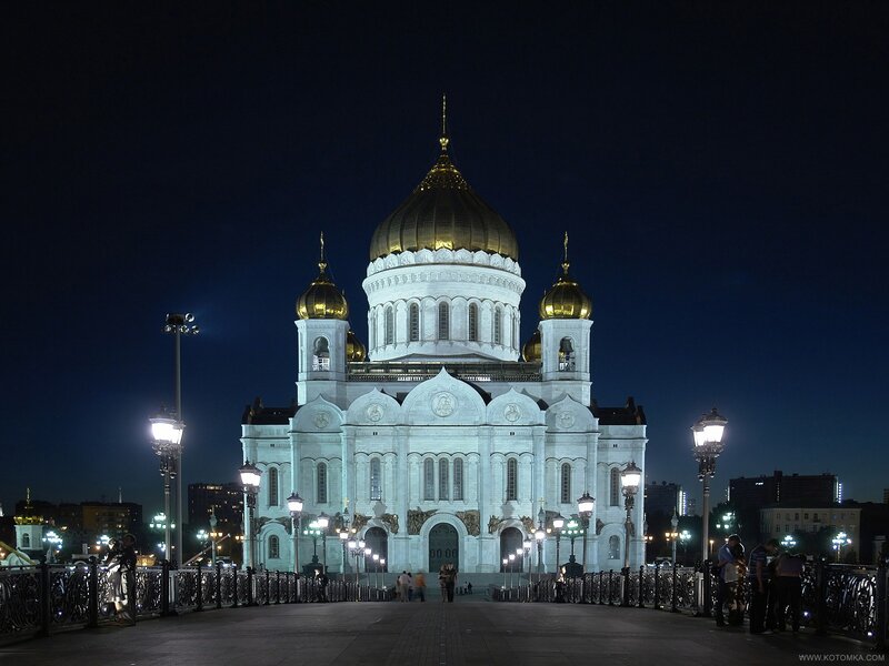 Cathedral of Christ the Saviour at night