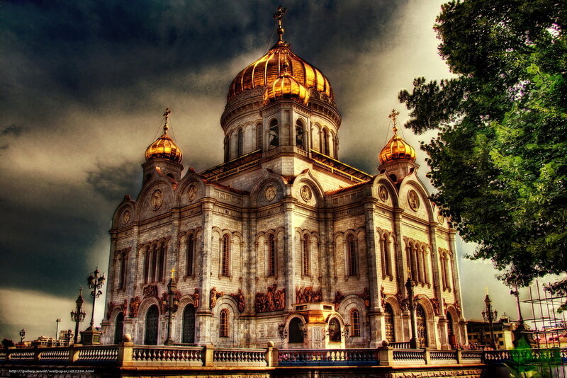 Cathedral with Golden Domes — Gold, Dramatic