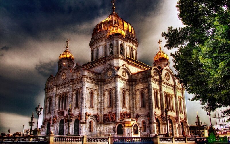 Cathedral with Golden Domes — Gray, Dramatic