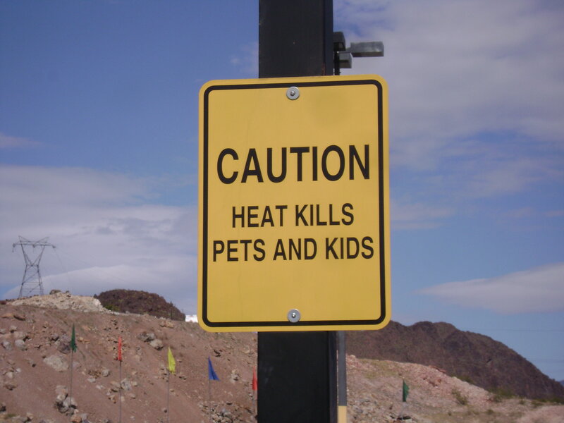 Caution heat kills pets and kids sign
