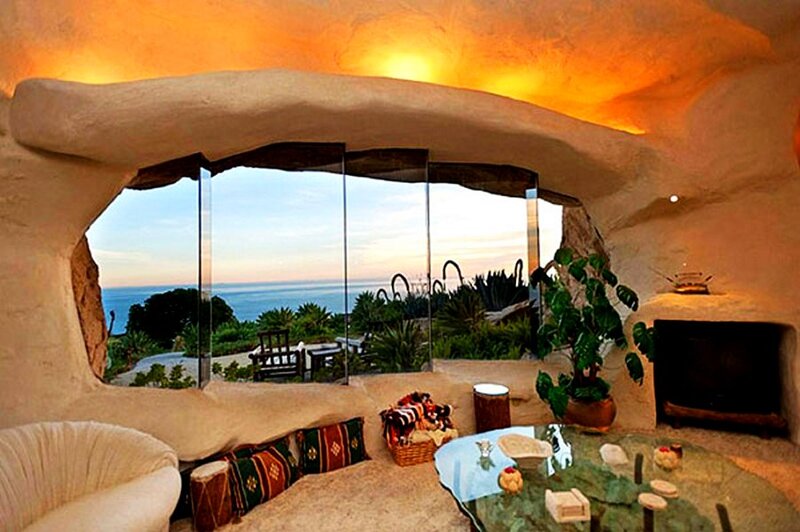 Cave-like Living Room