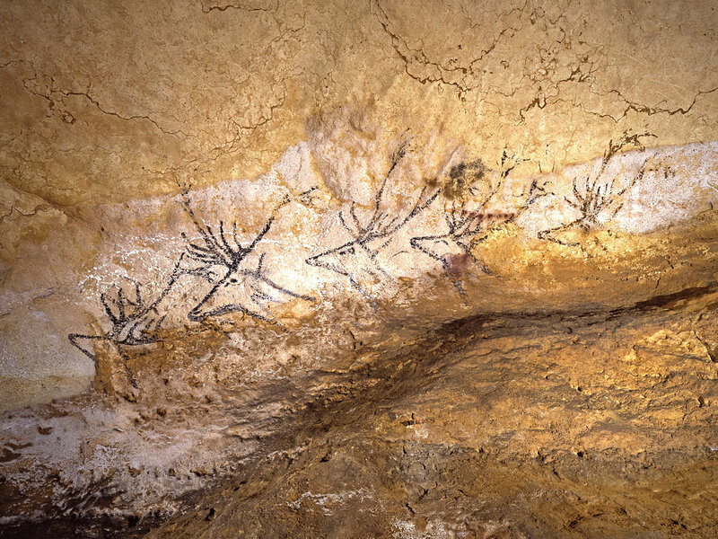 cave painting of deer