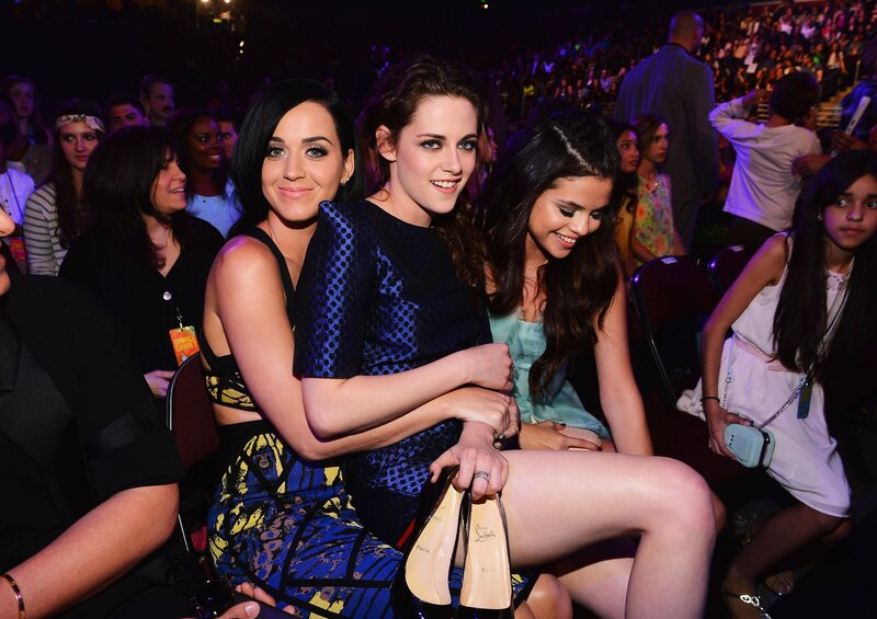 Celebrities at an awards show