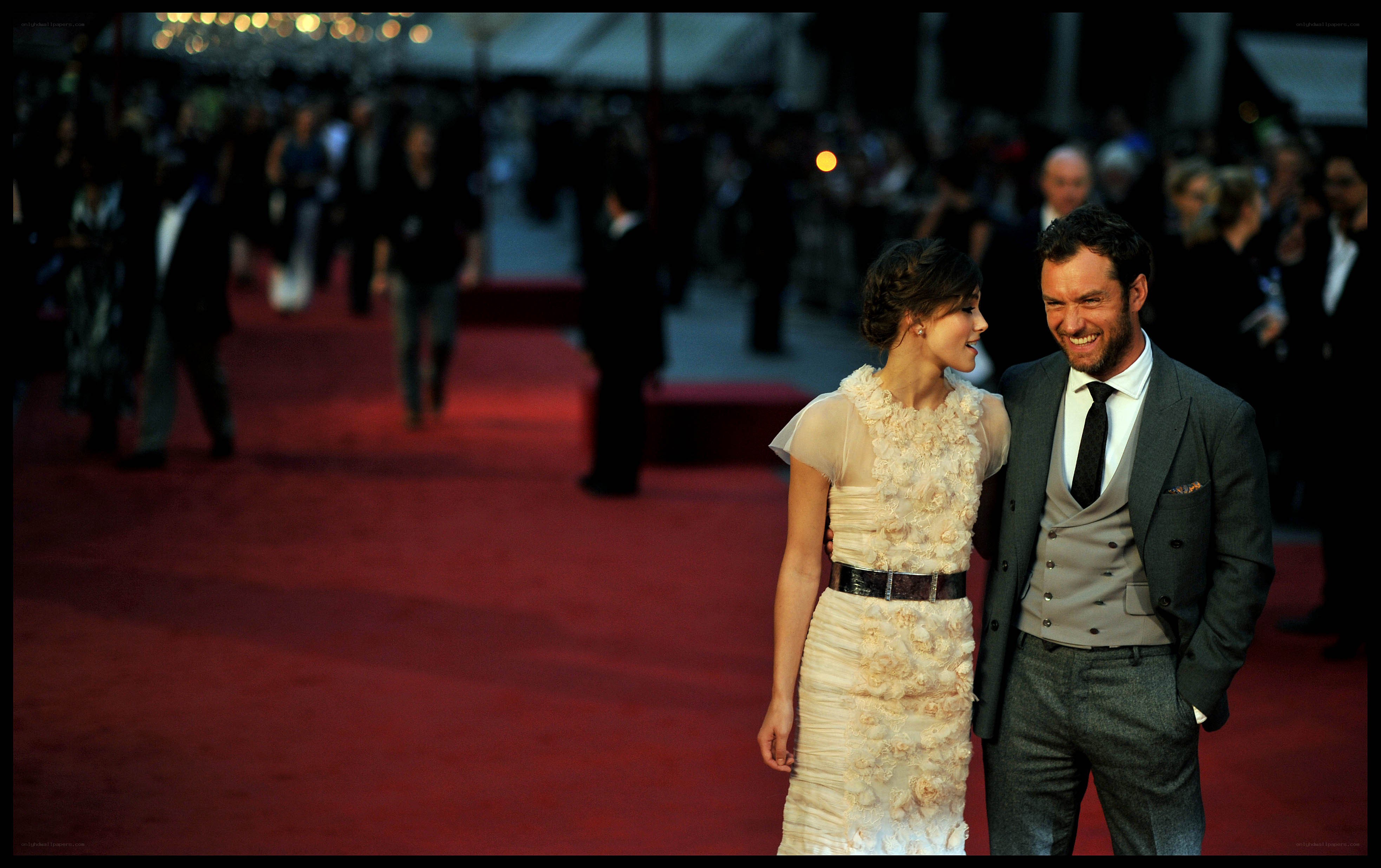 celebrities on red carpet