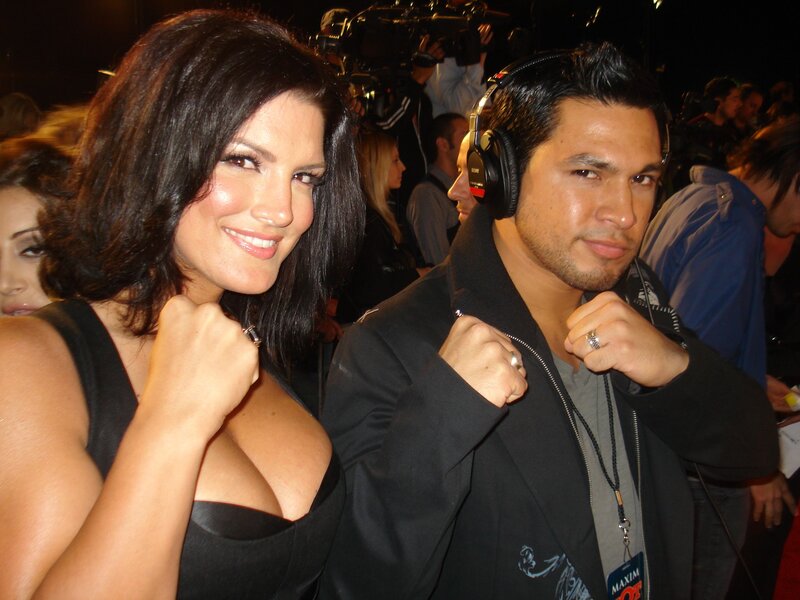 celebrities posing at event