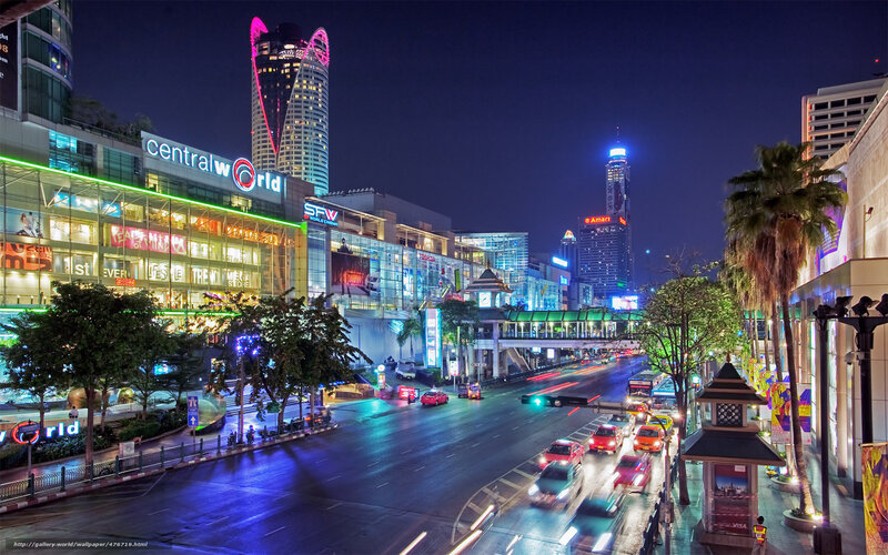 Central World at night