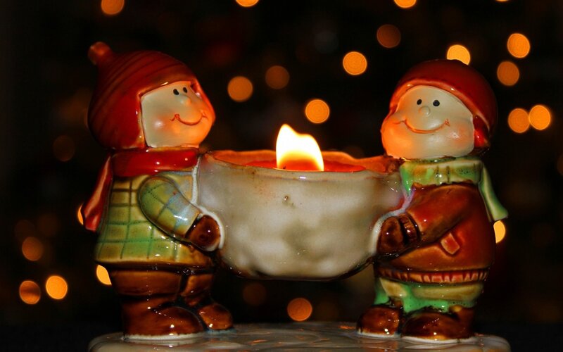 Ceramic candle holders with figures