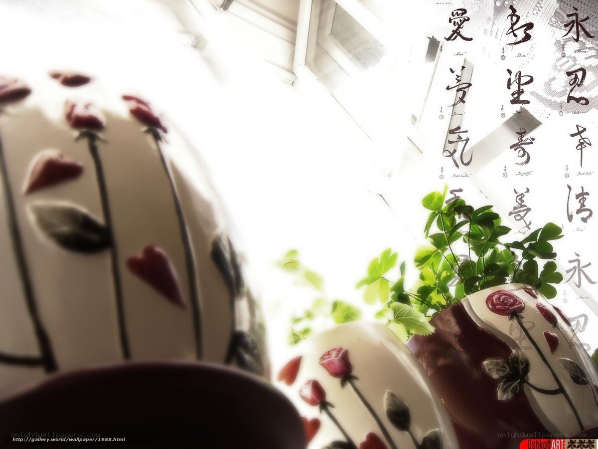ceramic vases with floral design
