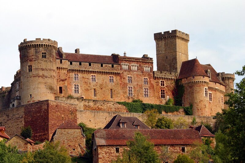 Château De Castelnaud — Brown