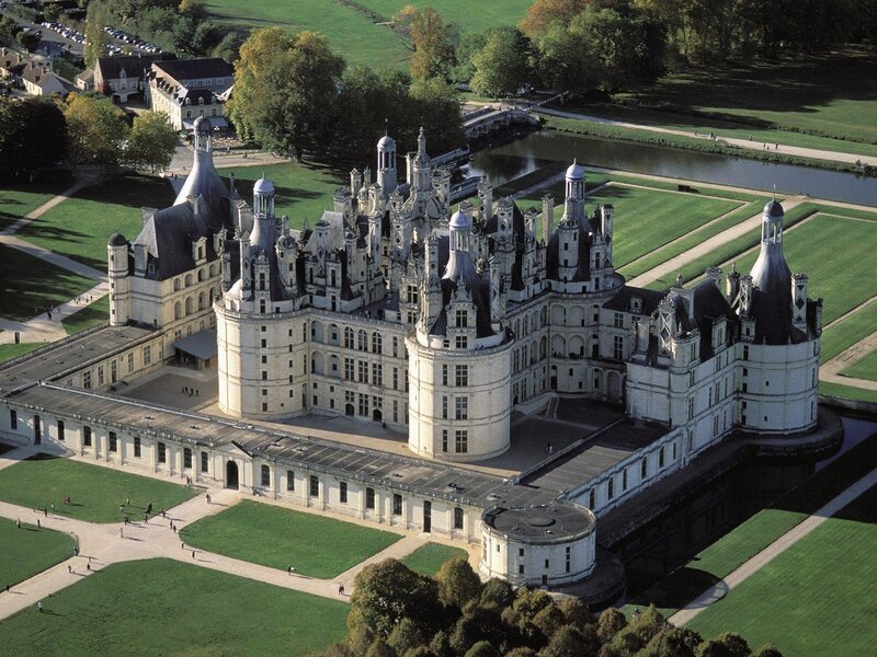 Château de Chambord aerial view