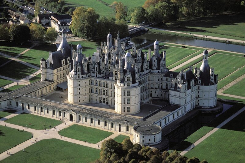 Château de Chambord aerial view