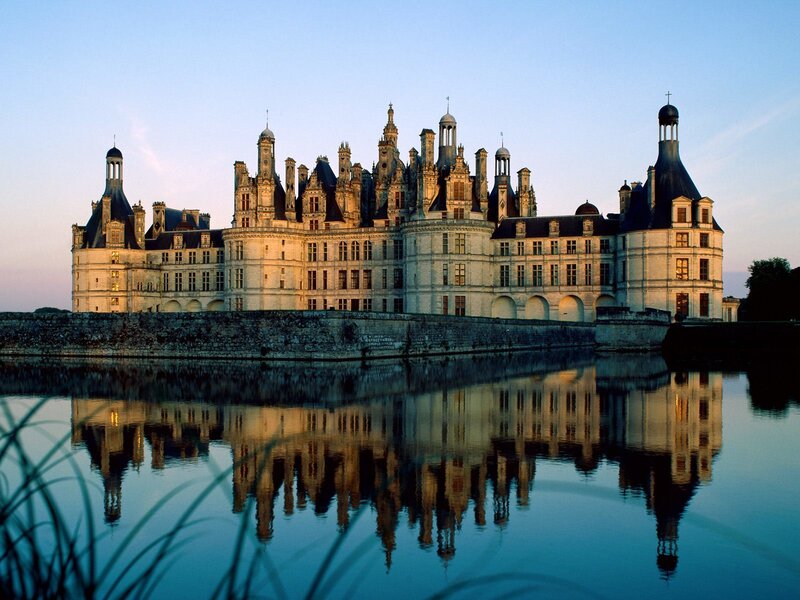 Château de Chambord at dusk