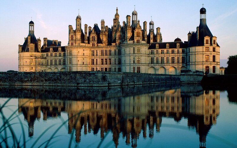 Château de Chambord at dusk