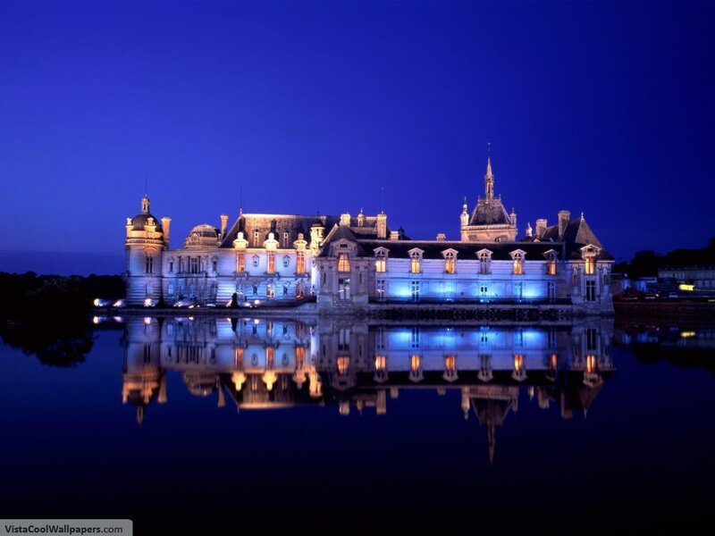 Château de Chambord at night