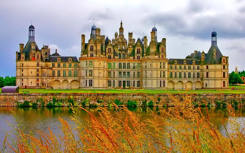 Château De Chambord — Green, Dramatic