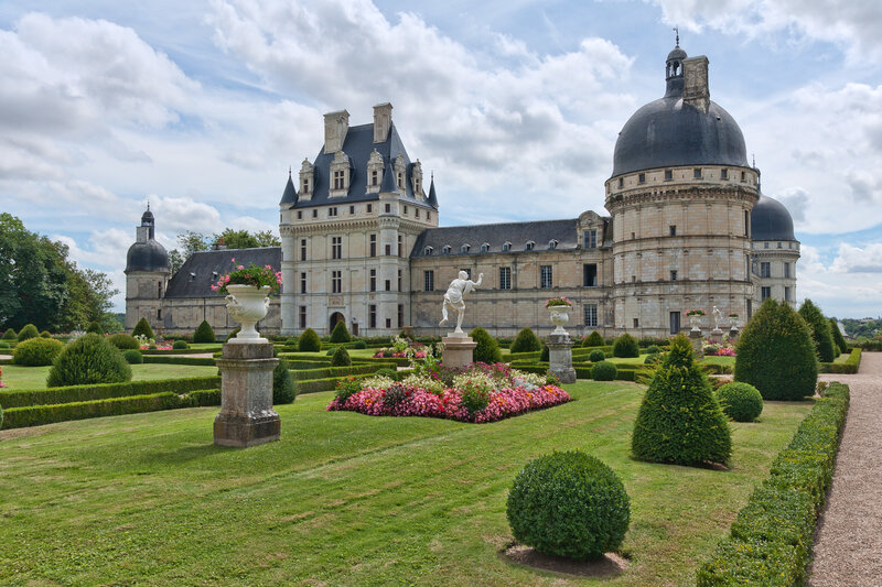 Château de Chambord with formal gardens