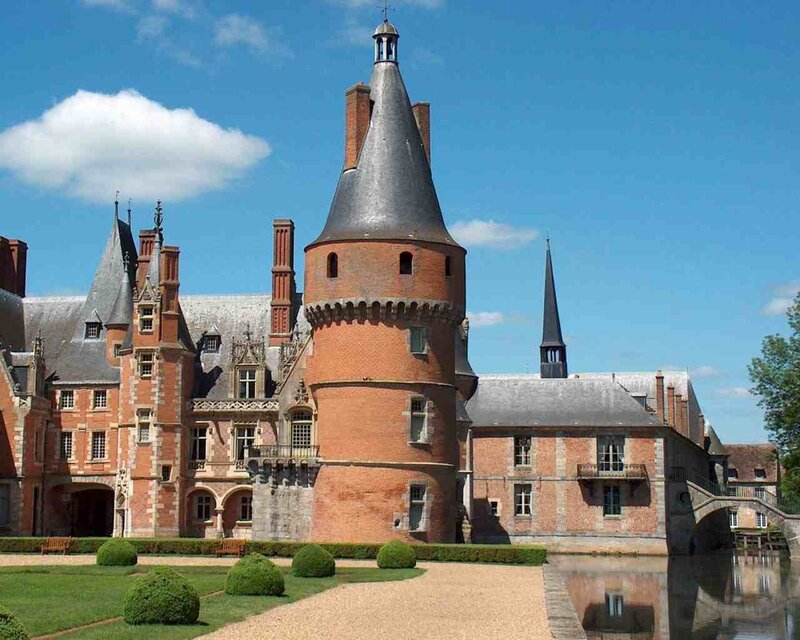 Château De Chaumont — Blue, Serene