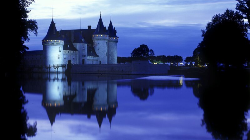 Château de Montsoreau at dusk