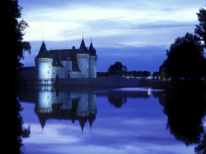 Château de Montsoreau at dusk
