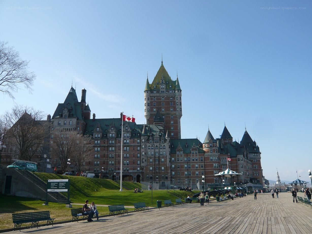 Château Frontenac and promenade