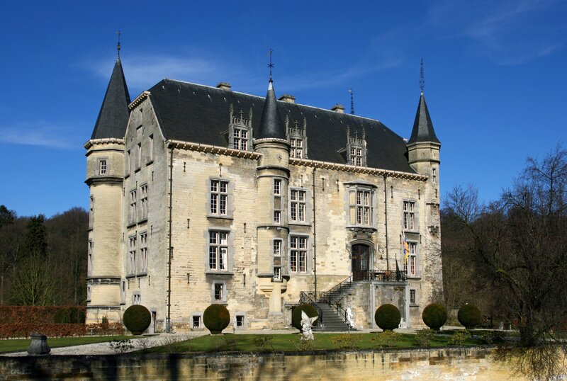 Château with Turrets