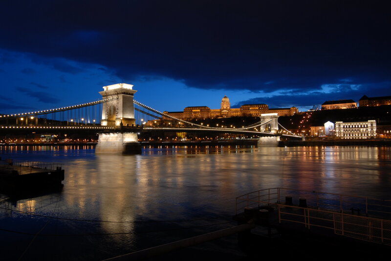 Chain Bridge at Night — Blue