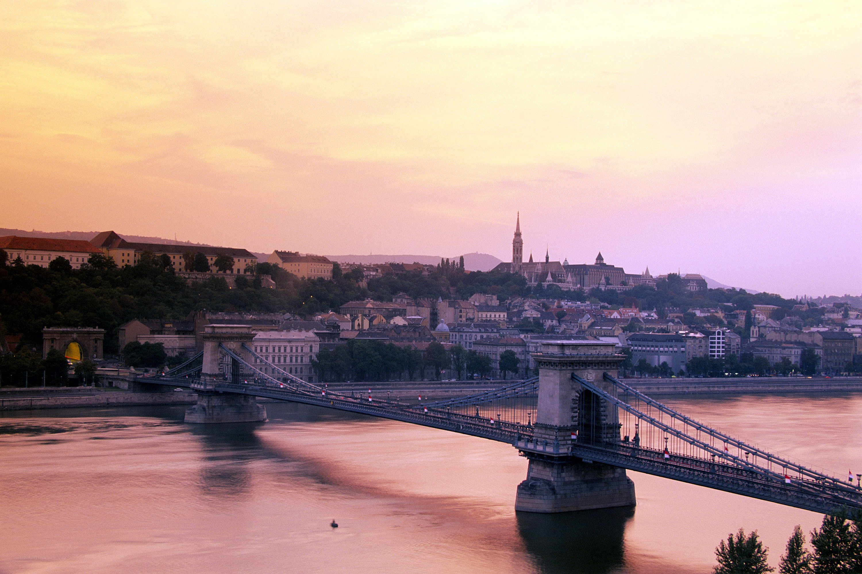 Chain Bridge at sunset in Budapest