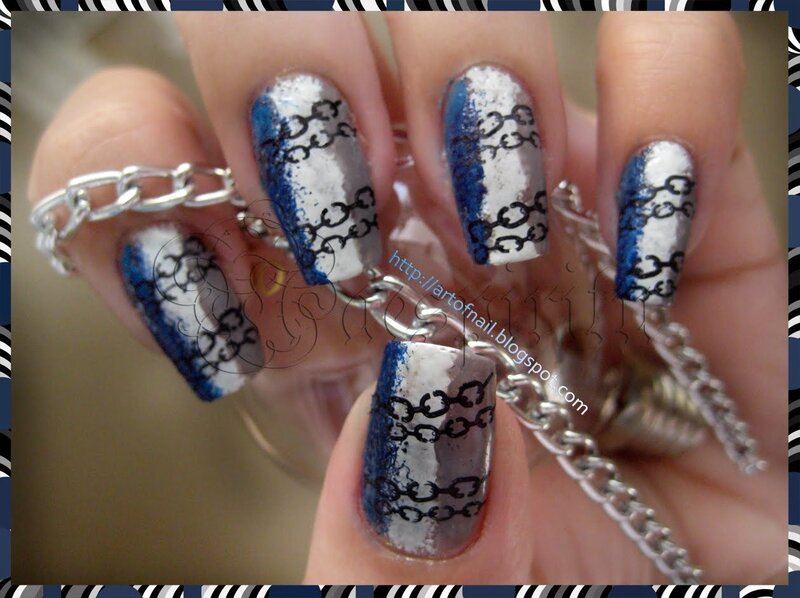 chain-link nail art design