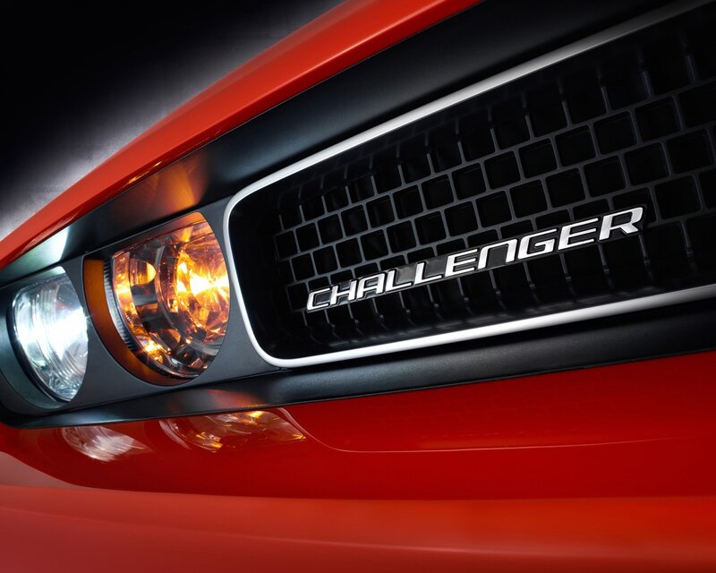 Challenger front grille close-up