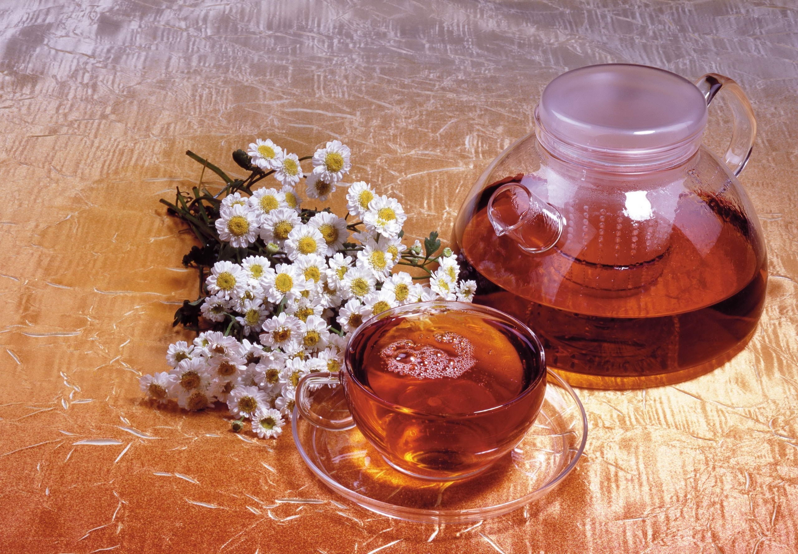 Chamomile tea with flowers