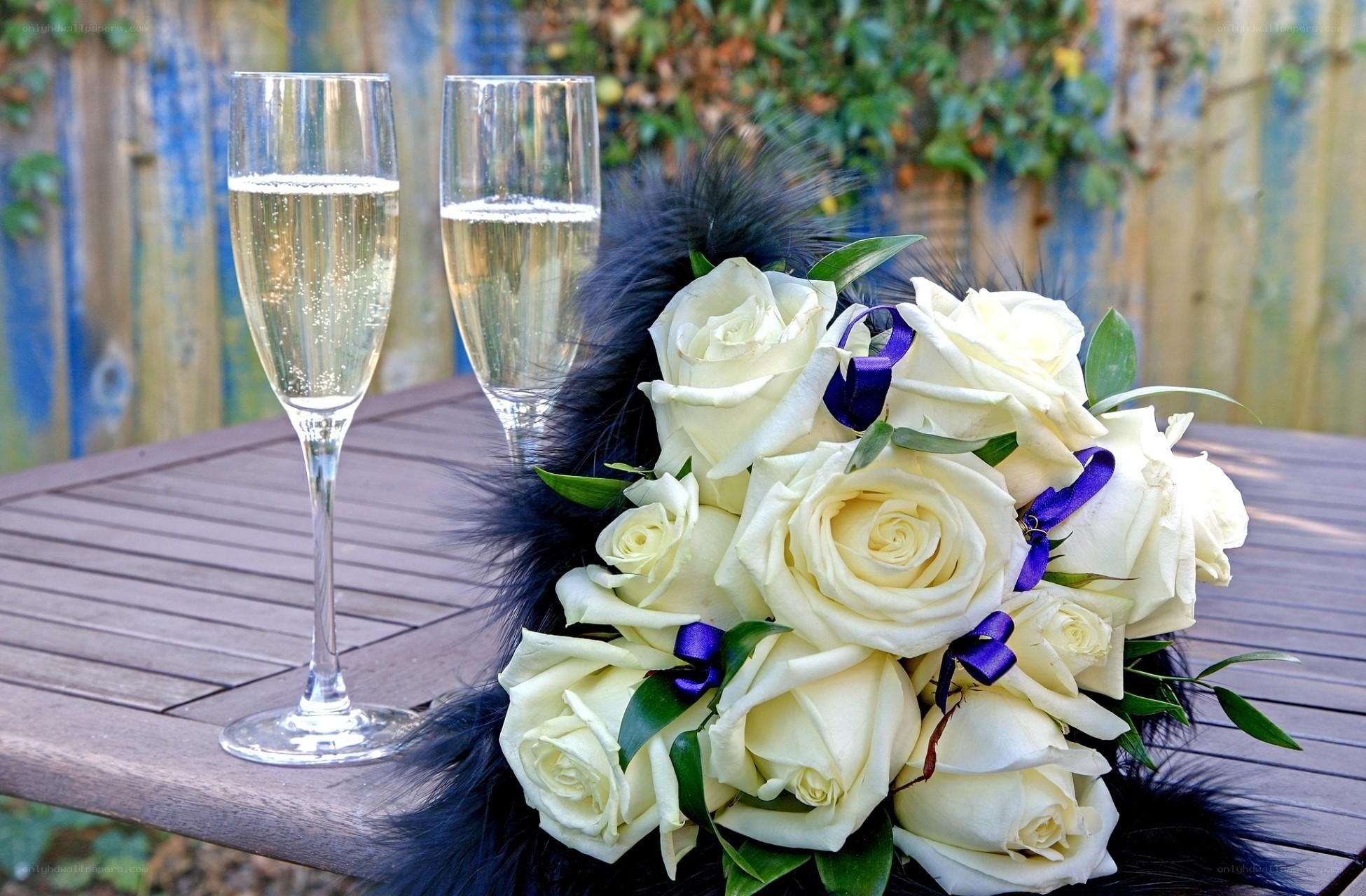 Champagne and white roses