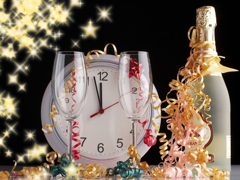 Champagne Bottle and Clock — Black