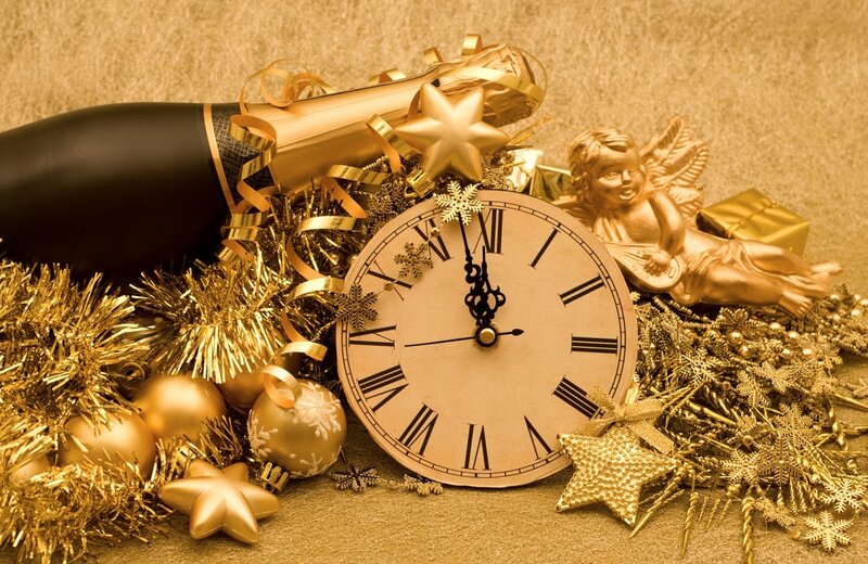 Champagne Bottle and Clock — Gold
