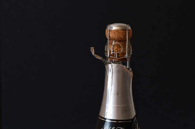 Champagne Bottle Neck — Black