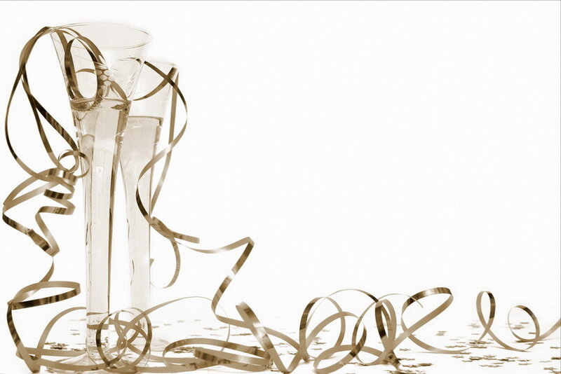 Champagne Flutes with Ribbons