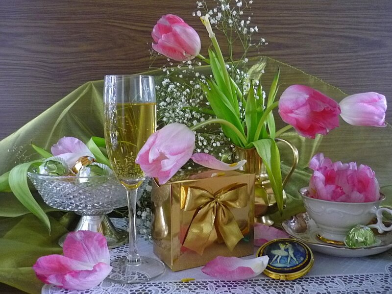 Champagne Glass with Flowers