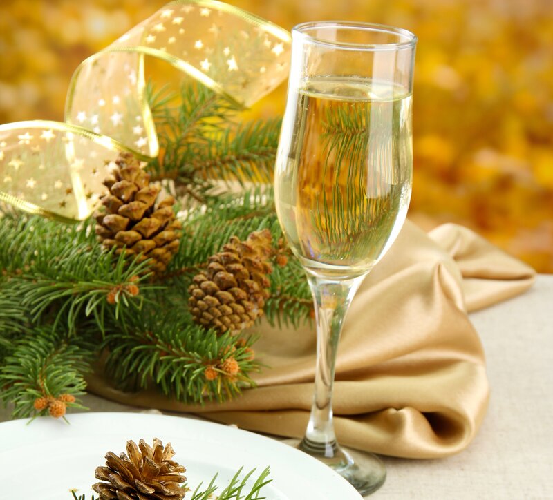 Champagne Glass with Pine