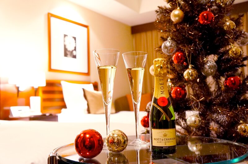 Champagne Glasses and Bottle — Gold, Festive