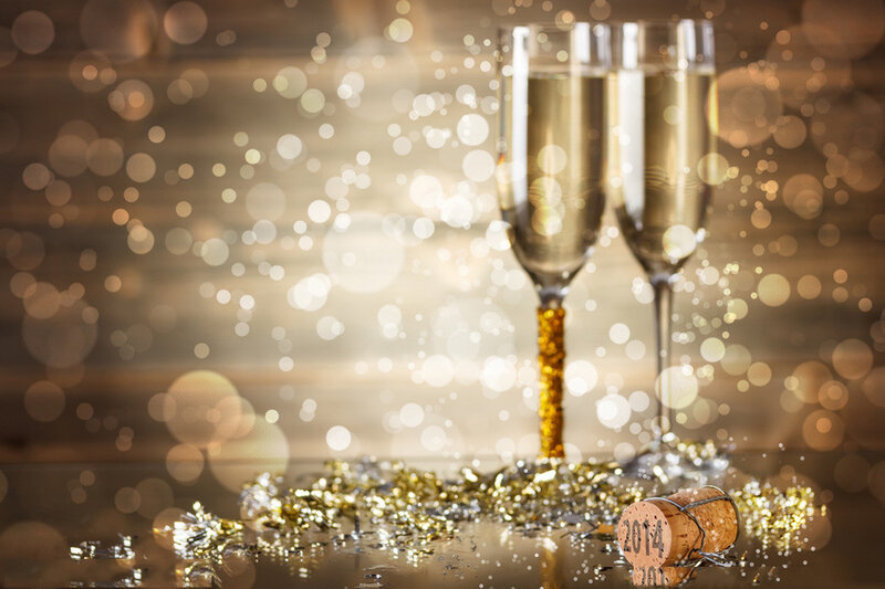 Champagne Glasses and Cork — Gold