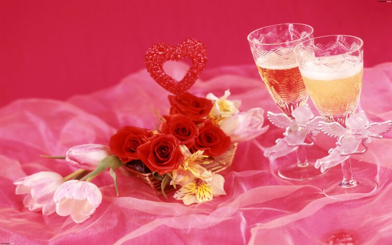 Champagne Glasses and Flowers — Red