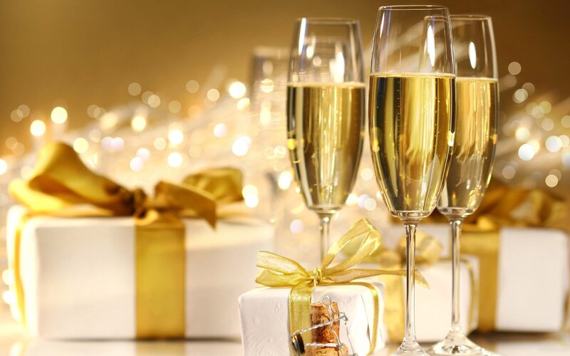 Champagne glasses and gifts